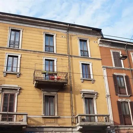 Navigli Darsena * Milán